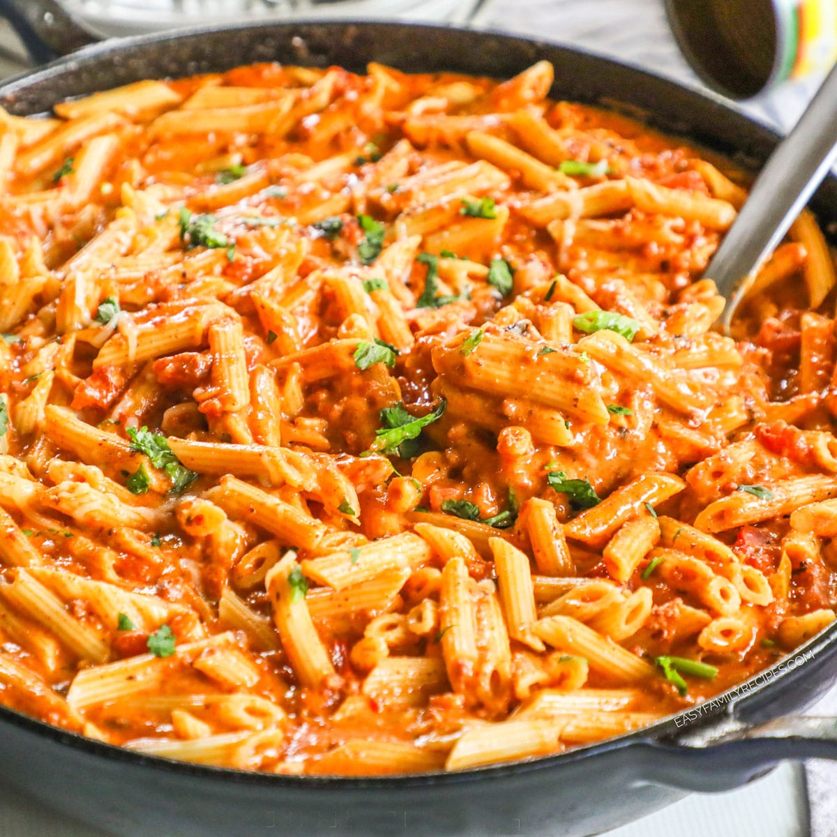 Easy Creamy Chorizo Pasta: Your 25-Minute Weeknight Dinner